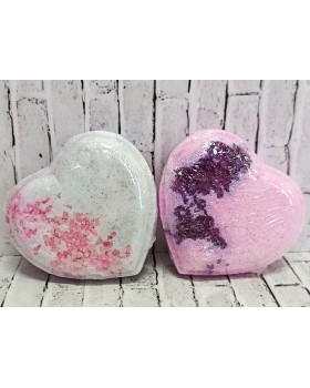 Бомбочка для ванны "Сердце с солью", 120 г. Ручная работа